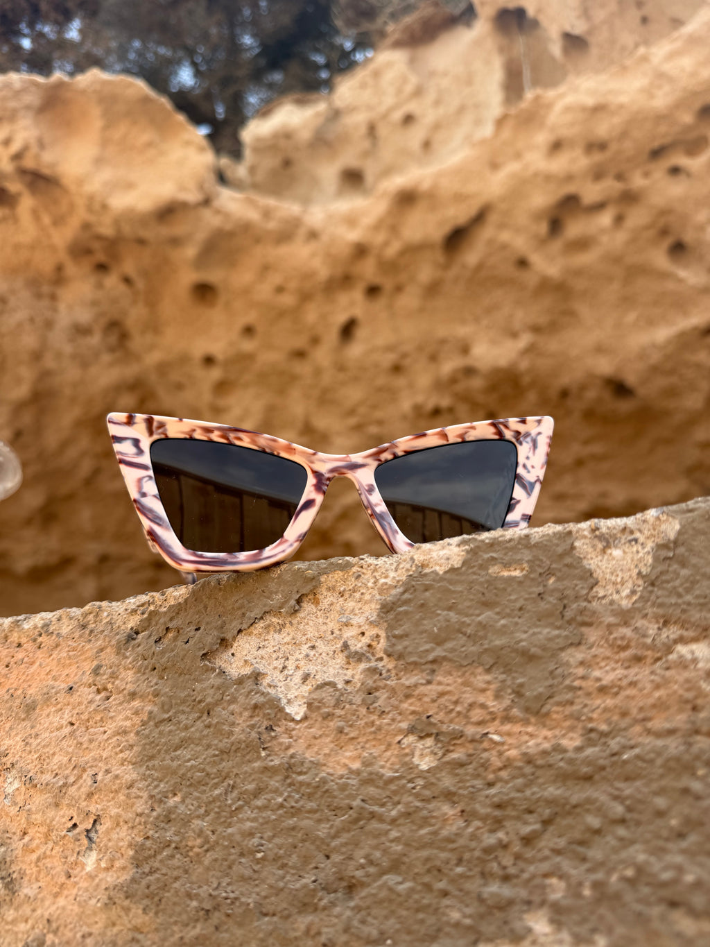 Zara Cat Eye Sunglasses - Marble
